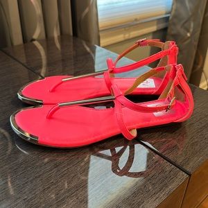 DV by Dolce Vita hot pink sandals